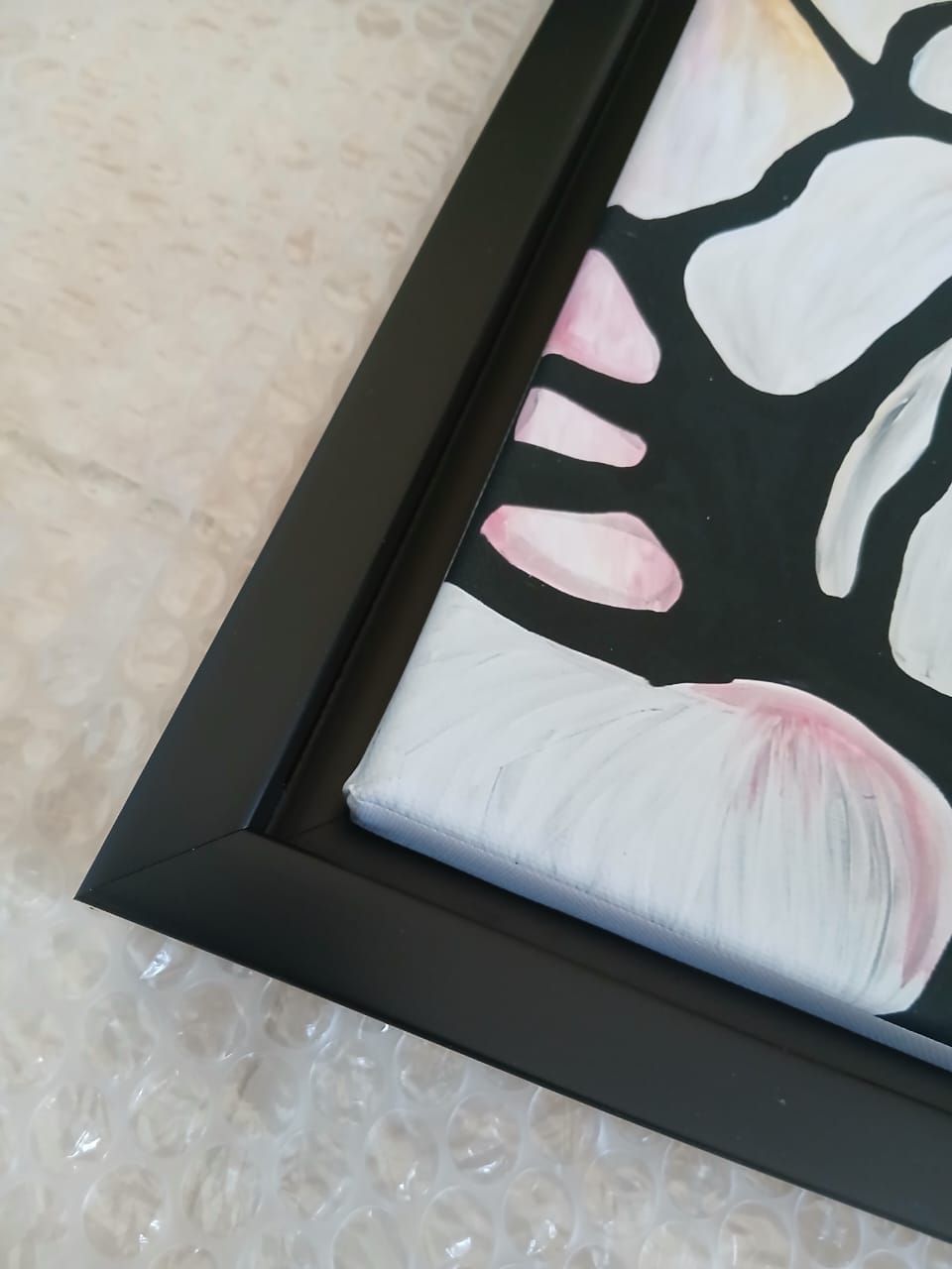 Floater Frame - Silvia Pusceddu | Contemporary Art Prints